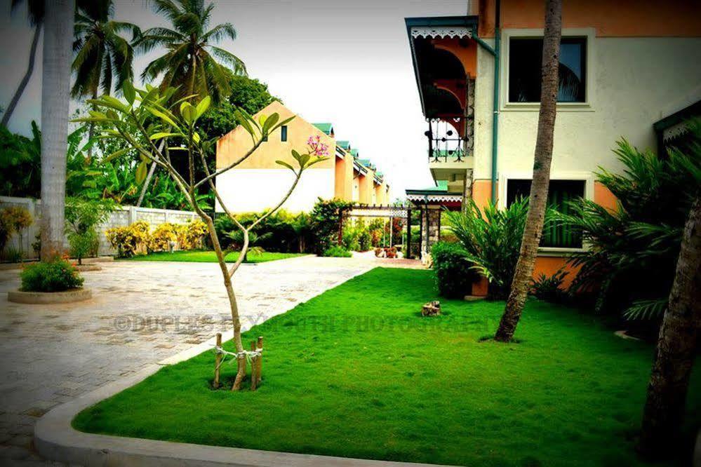 Hotel La Cretonne Les Cayes Luaran gambar